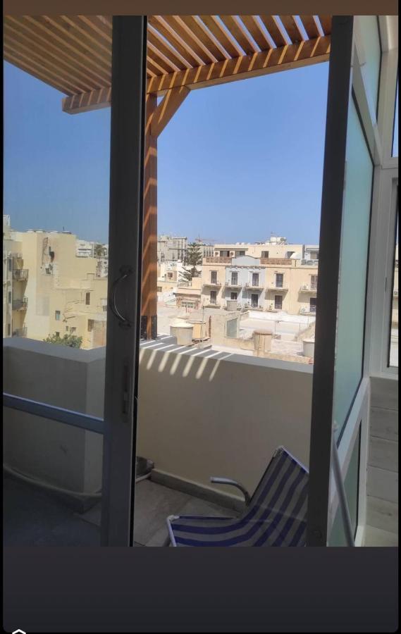 Pawlu Accommodations Sliema Exteriör bild